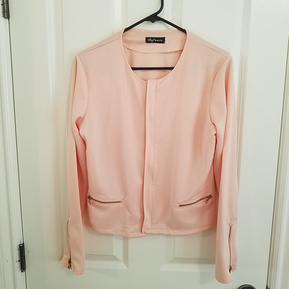 Beautiful shell pink zip blazer XL